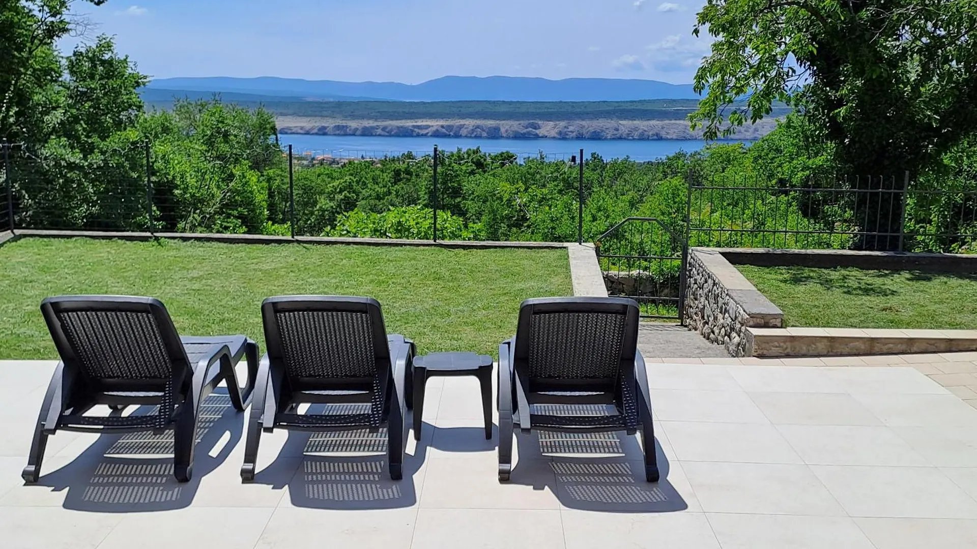 Apartment Apartman Luce Jadranovo